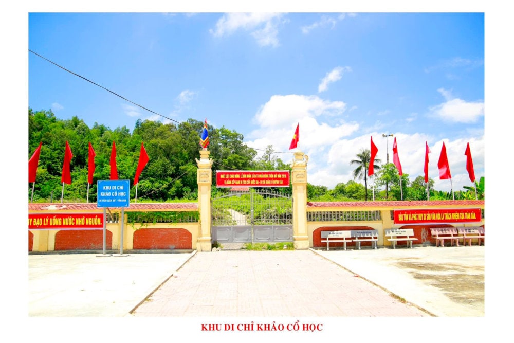 Di chỉ khảo cổ học Quỳnh Văn